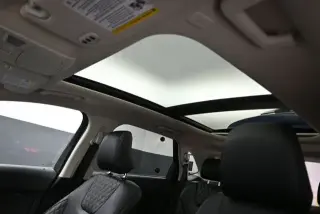 Ford Edge 2024 AWD Titanium 4 puertas SUV