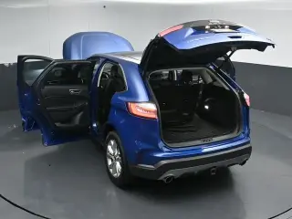 Ford Edge 2024 AWD Titanium 4 puertas SUV
