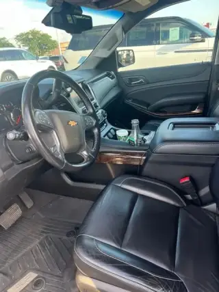 Chevrolet Suburban 2019 4x4 LT SUV 4 puertas