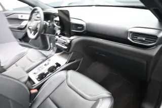 Ford Explorer 2023 AWD ST 4p SUV