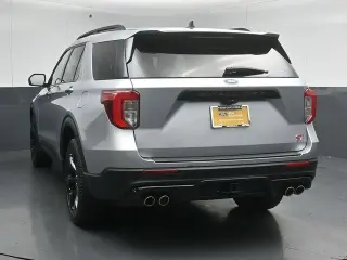 Ford Explorer 2023 AWD ST 4p SUV