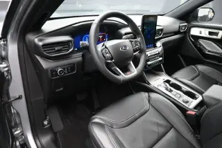 Ford Explorer 2023 AWD ST 4p SUV