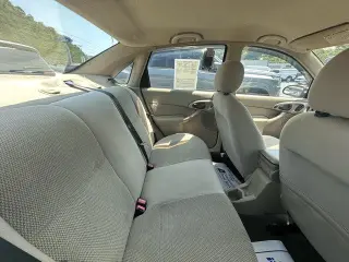Ford Focus 2004 SE Sedán 4 puertas