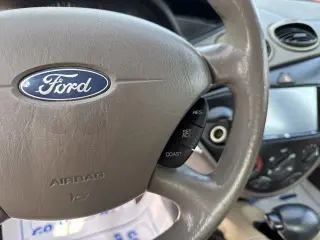 Ford Focus 2004 SE Sedán 4 puertas