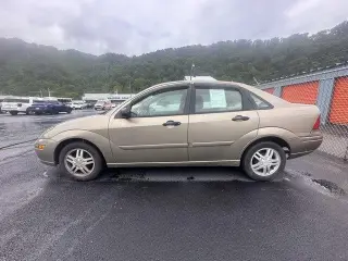 Ford Focus 2004 SE Sedán 4 puertas