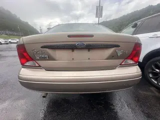Ford Focus 2004 SE Sedán 4 puertas