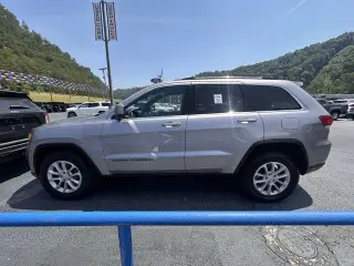 Jeep Grand Cherokee 2021 4x4 Laredo E 4 puertas SUV