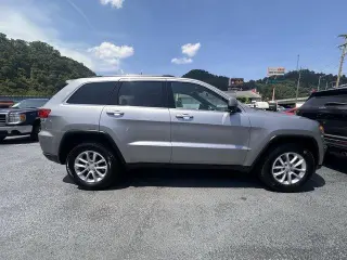 Jeep Grand Cherokee 2021 4x4 Laredo E 4 puertas SUV