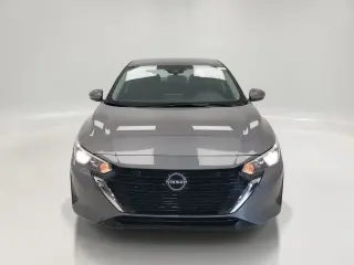 Nissan Sentra 2024 SV Sedán de 4 puertas