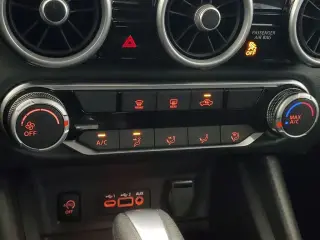 Nissan Sentra 2024 SV Sedán de 4 puertas