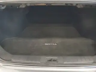 Nissan Sentra 2024 SV Sedán de 4 puertas