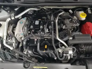 Nissan Sentra 2024 SV Sedán de 4 puertas