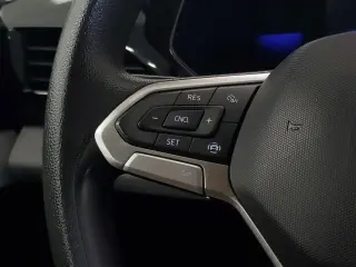 Volkswagen Taos 2022 S 4p SUV