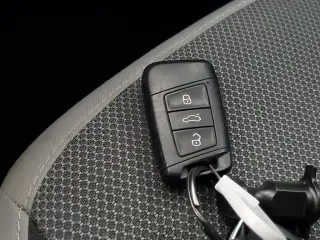 Volkswagen Taos 2022 S 4p SUV