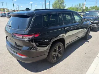Jeep Grand Cherokee L 2023 4x4 Altitude 4p SUV