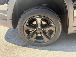 Jeep Grand Cherokee L 2023 4x4 Altitude 4p SUV