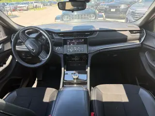 Jeep Grand Cherokee L 2023 4x4 Altitude 4p SUV