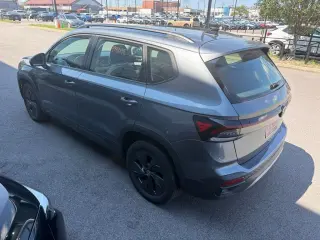 Volkswagen Taos 2025 S 4p SUV