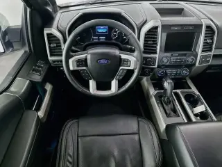 Ford F-150 2017 4x4 Lariat 4dr SuperCrew Caja corta de 5.5 pies