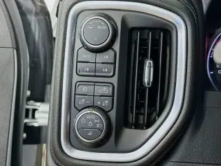 Chevrolet Silverado 1500 2020 4x4 RST 4dr Crew Cab 5.8 ft. SB