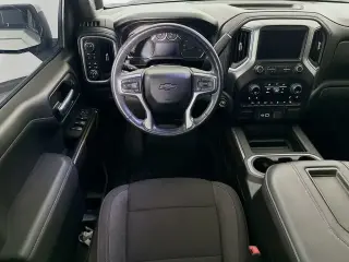 Chevrolet Silverado 1500 2020 4x4 RST 4dr Crew Cab 5.8 ft. SB