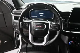 GMC Yukon 2023 4x4 SLT SUV de 4 puertas