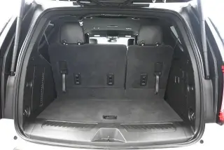 GMC Yukon 2023 4x4 SLT SUV de 4 puertas