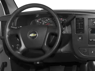Chevrolet Express 2016 2500 Furgón de carga extendido de 3 puertas con paquete 1WT