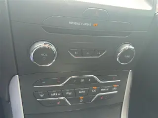Ford Edge 2018 tracción integral SEL 4 puertas crossover