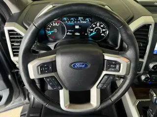 Ford F-150 2020 4x4 Lariat 4p SuperCrew 5.5 ft. SB