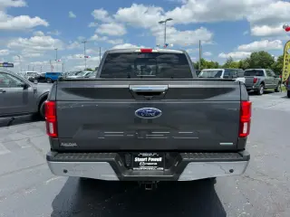 Ford F-150 2020 4x4 Lariat 4p SuperCrew 5.5 ft. SB
