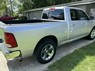 2012 RAM 1500 Quab Cab SLT
