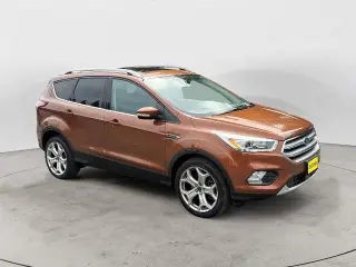 Ford Escape 2017 AWD Titanium 4p SUV