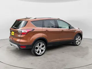 Ford Escape 2017 AWD Titanium 4p SUV