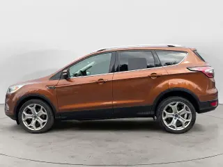 Ford Escape 2017 AWD Titanium 4p SUV