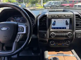 Ford Expedition 2020 4x4 Platinum 4p SUV