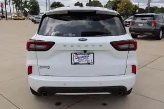 Ford Escape 2023 ST-Line 4p SUV