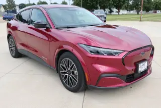 Ford Mustang Mach-E 2025 AWD Premium SUV 4 puertas