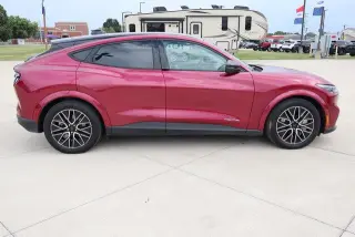 Ford Mustang Mach-E 2025 AWD Premium SUV 4 puertas