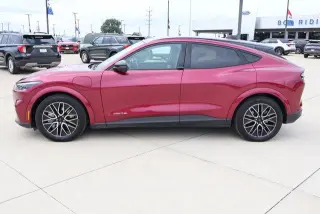 Ford Mustang Mach-E 2025 AWD Premium SUV 4 puertas
