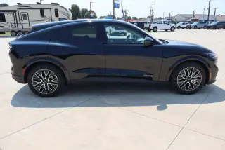 Ford Mustang Mach-E 2025 AWD Premium 4p SUV