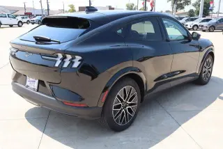 Ford Mustang Mach-E 2025 AWD Premium 4p SUV