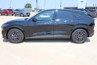 Ford Mustang Mach-E 2025 AWD Premium 4p SUV