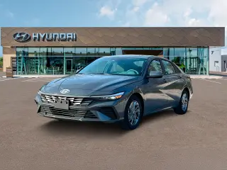 Hyundai ELANTRA 2024 SEL 4p Sedan