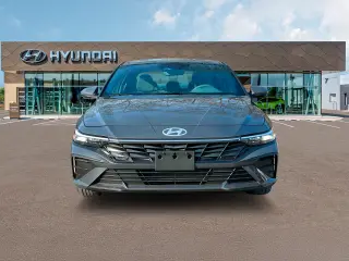 Hyundai ELANTRA 2024 SEL 4p Sedan