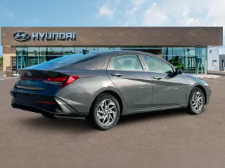 Hyundai ELANTRA 2024 SEL 4p Sedan