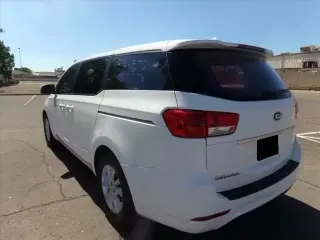 2017 Kia Sedona L Minivan