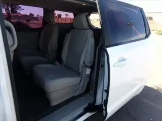 2017 Kia Sedona L Minivan