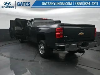 Chevrolet Silverado 2500HD 2017 4x4 Work Truck 4p Crew Cab SB