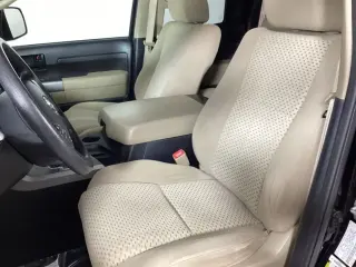 Toyota Tundra 2013 4x4 Grado 4dr Cabina Doble Pickup SB (5.7L V8)